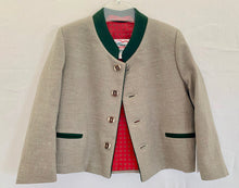 Lade das Bild in den Galerie-Viewer, Janker Johann