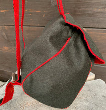 Lade das Bild in den Galerie-Viewer, Rucksack Hase